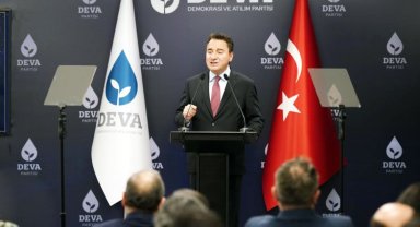Babacan: Milli güvenlikte yaş tahtaya basılmamalı