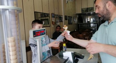 Bilecik'te Pazarcık Bozası'ndan sonra dondurmaya da yoğun ilgi