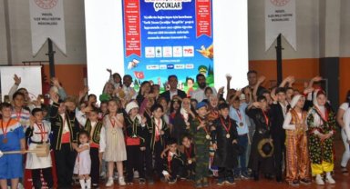 Bursa İnegöl'de çocuklar tarih yazıyor