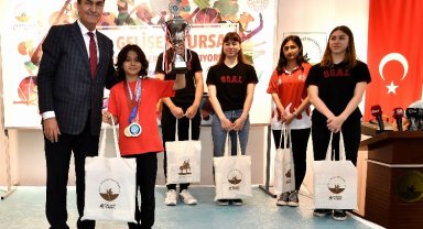 Bursa Osmangazi'nin sporda başarı ve gurur tablosu