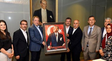 Bursa Yenişehir'den Şişecam'a özel hediye