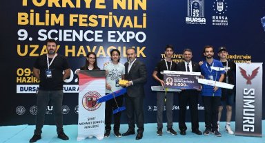 Bursa'da bilim meraklıları ödüllerine kavuştu