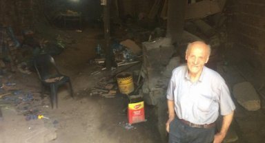 Edirne Keşan'da 70 yıldır mesleğini severek yapıyor