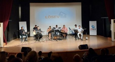 Egeli gönüllülerden LÖSEV'e konserli 'Fayda'