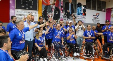 Hatay Büyükşehir Belediyespor kupasına kavuştu