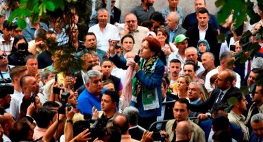 İYİ Parti Genel Başkanı Akşener, Malkaralılarla buluştu