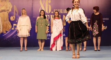 İzmir Bergama'da çok yönlü festival