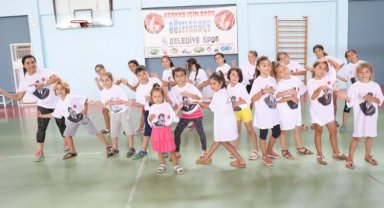 İzmir Güzelbahçe'de yaz spor okulları heyecanı
