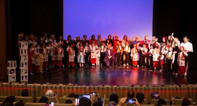 Kayseri'de Büyükkılıç İlkokulu'nda okuma bayramı