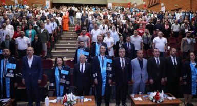 KAYÜ Uygulamalı Bilimler Fakültesi ilk mezunlarını verdi