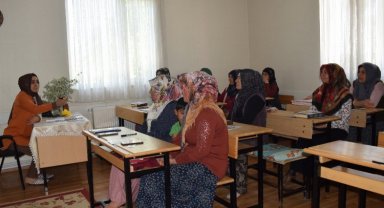 Malatya'da kadınlara 'aile' eğitimi