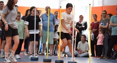 Manisa Büyükşehir'de voleybol altyapı seçmelerine yoğun ilgi