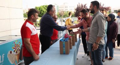 Nevşehir Belediyesi'nden üniversite öğrencilerine ikram