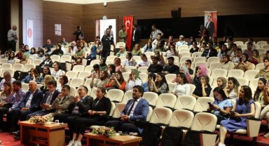 NEVÜ'de şiir ve türkü dinletisi