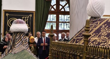 Şehit padişah Kosova sonrası Bursa'daki kabri başında da anıldı
