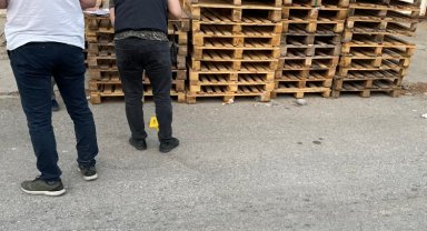Adıyaman'da yorgun mermi yaraladı!
