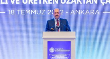 Bakan Bilgin: 8-5 mesaisinin geride kaldığı dönemden geçiyor