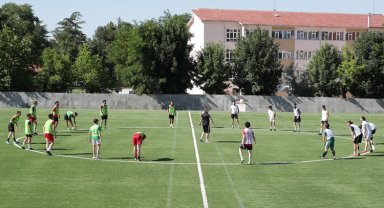 Belediye Kütahyaspor'da futbolcu seçmelerine devam