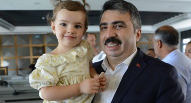 Bursa Yıldırım'da harçlıklar Başkan Yılmaz'dan
