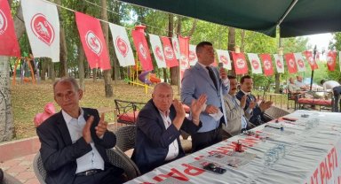 Bursa'da 'Demokrat'ik bayramlaşma