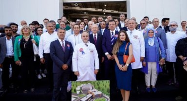 İBB 'ekmeğinin' peşinde