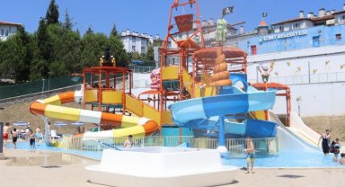 İzmit Aquapark'a ilk günden yoğun ilgi