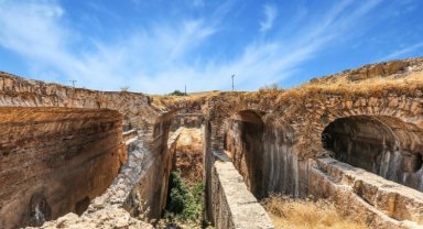 Mardin'in eşsiz güzelliği büyülüyor