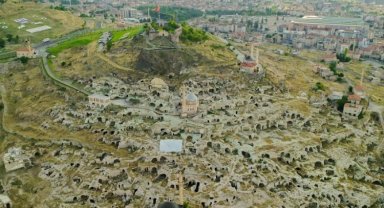 Nevşehir Kayaşehir'e ziyaretçi akını