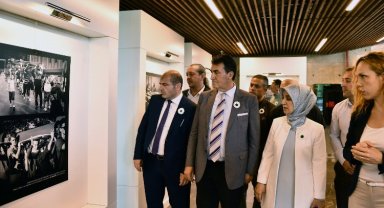 Srebrenitsa şehitleri Bursa Osmangazi'de fotoğraflarla anıldı