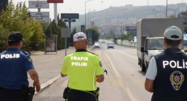 81 ilde dev uygulama! 30 gözaltı, 906 aranan şahıs yakalandı