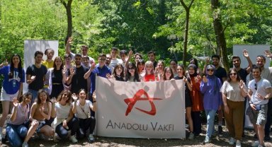 Anadolu Vakfı'ndan gençlere 'burs' desteği