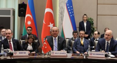 Bakan Karaismailoğlu: İkili ve transit taşımalara öncelik veriyoruz
