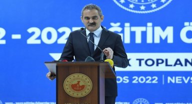 Bakan Özer Nevşehir'de okul müdürleriyle buluştu