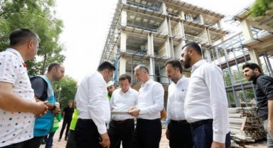 Bursa İnegöl'de yeni hizmet binasında dış cephe çalışmaları