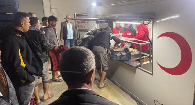 Bursa'da sel mağdurlarına Kızılay eli