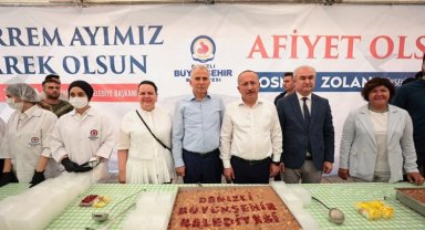 Denizlililer Büyükşehir'in geleneksel aşure hayrında buluştu
