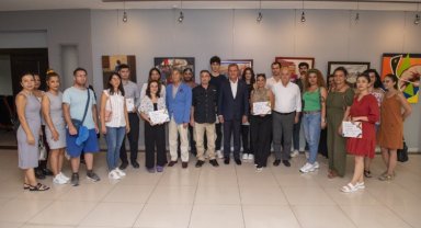 'Dijital Beceri Geliştirme Programı'nda sertifika heyecanı