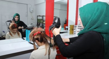 Diyarbakır'da ev hanımıyla işinin patronu oldu