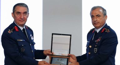 Hava Kuvvetleri Komutanlığı'nda devir teslim