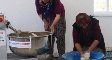 Haydi hanımlar "Unu sizden yoğurması bizden"