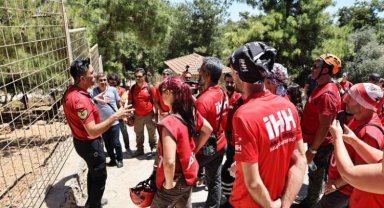 Hayvanları kurtarmayı öğrendiler