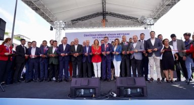 İstanbul Üsküdar'a Zafer Bayramı hediyesi