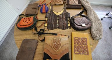 İzmir Narlıdere'de 'işlenmiş deri' sanatı öğretilecek