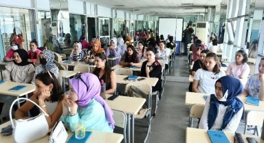 Kadın istihdamına katkı! Çocuk bakıcısı eğitimlerinin ikincisi başladı