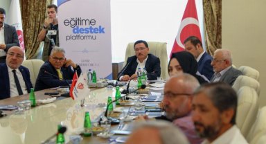 Kayseri dinamiklerinden eğitim buluşması