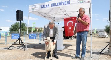 Kayseri Talas'ta hayvancılığa tam destek