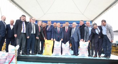 Kayseri'de tarım projeleri meyvelerini veriyor