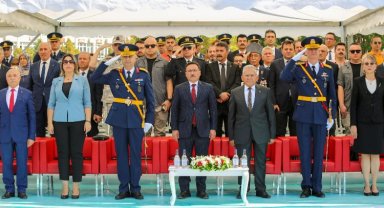 Kayseri'de Zafer'in 100'üncü yıl coşkusu