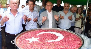 Manisa'da aşure günleri Karaköy'de başladı