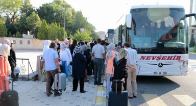 Nevşehirli gençler kamplara uğurlandı